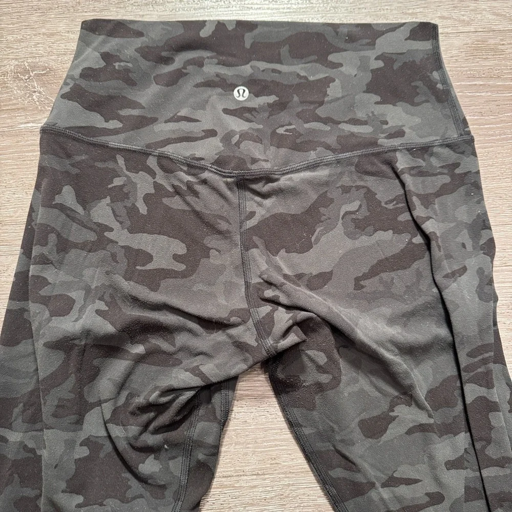 Lululemon Leggings Womens 8 Gray Camo Align HR Pant Active Gym Yoga LW5BSZS